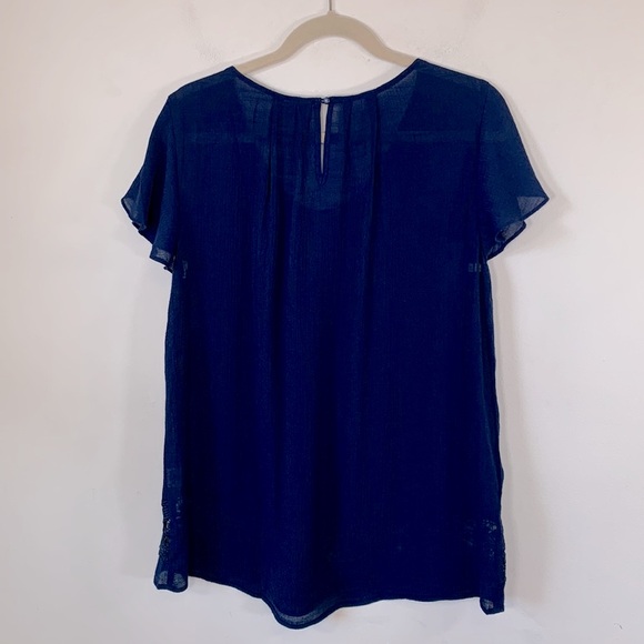 St. John’s Bay NWT Hi-Low Hemline Floral Embroidery Womens Size L Pleated Blouse - Picture 8 of 15